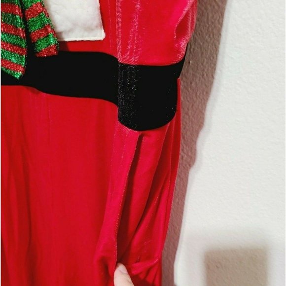 Born Famous Ugly Holiday Llama Velour Sleeveless Graphic Jumpsuit Size L Red - Picture 4 of 6